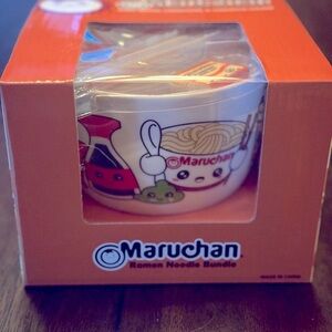Maruchan Ramen Noodle Bowl Bundle Chopsticks/ Spoon & Chopsticks Holder